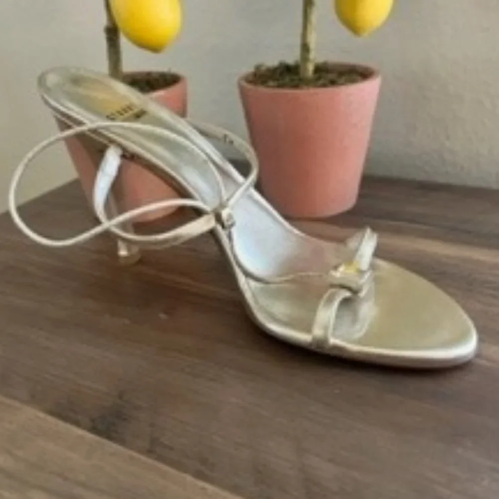 Stuart Weitzman High Heel Sandal - Picture 11 of 15